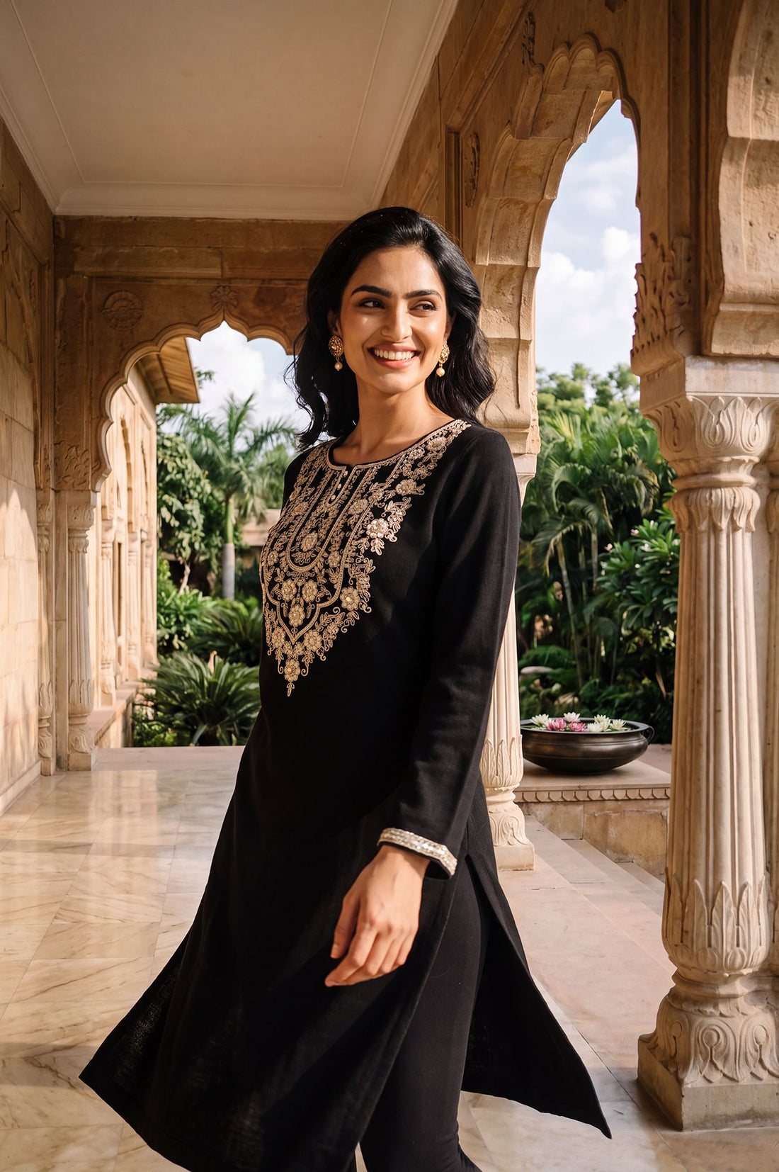 Black Straight Fit Round Neck Full Sleeve Embroidered Thread Work Charme Acrylic Calf Length Kurta