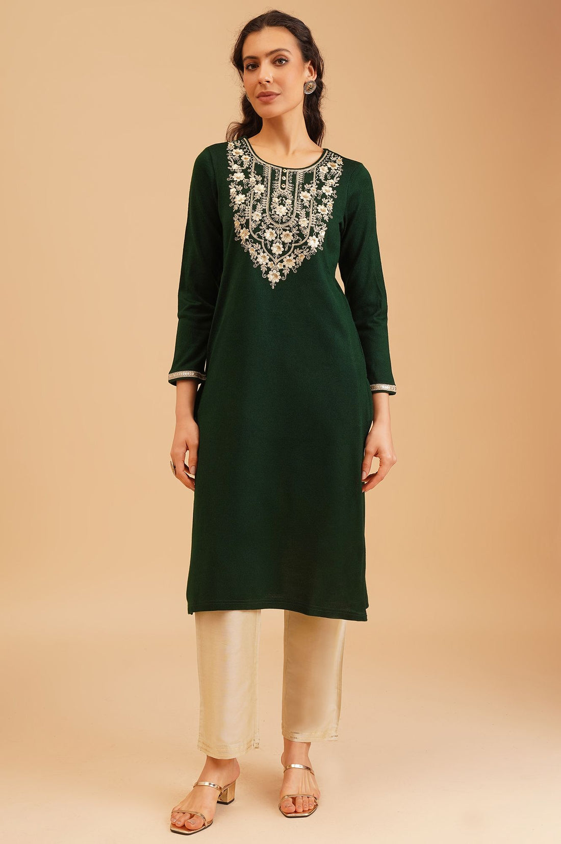 Green Embroidered Acrylic Straight Winter Kurta