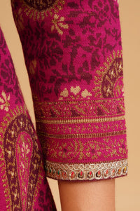 Magenta Paisley Sequins Jacquard Straight Winter Kurta