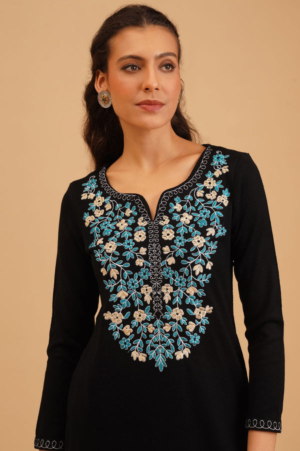Black Embroidered Acrylic Straight Winter Kurta