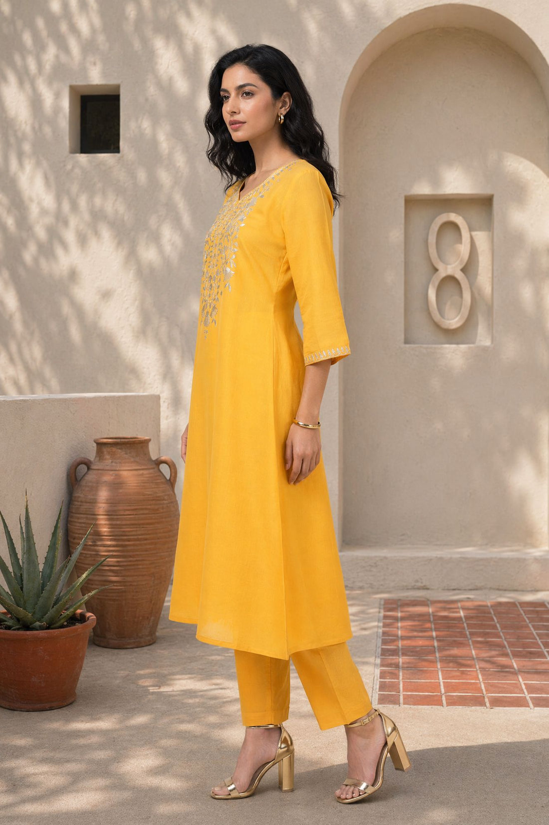 Yellow Zari Embroidered Yarn Dyed Straight Kurta