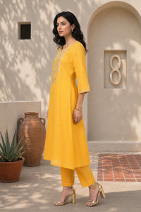 Yellow Zari Embroidered Yarn Dyed Straight Kurta