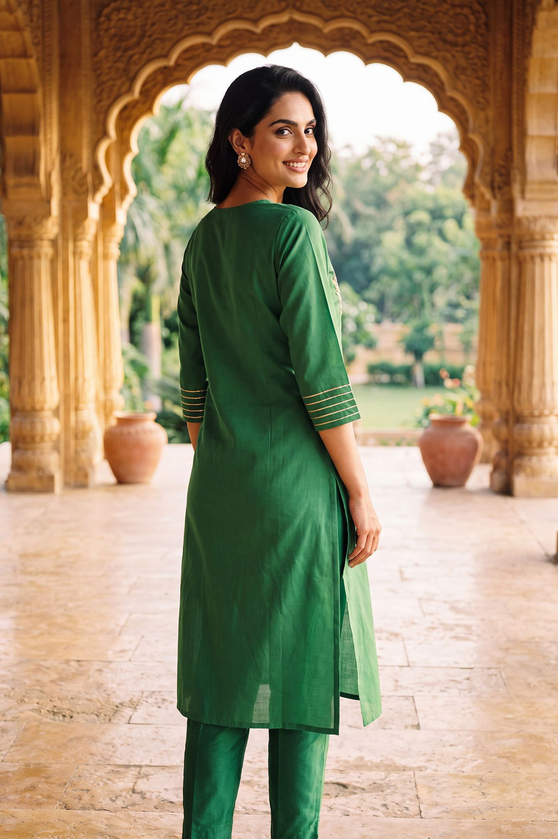 Green Yarn Dyed Embroidered Straight Kurta