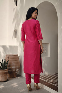 Pink Yarn Dyed Zari Embroidered Straight Kurta