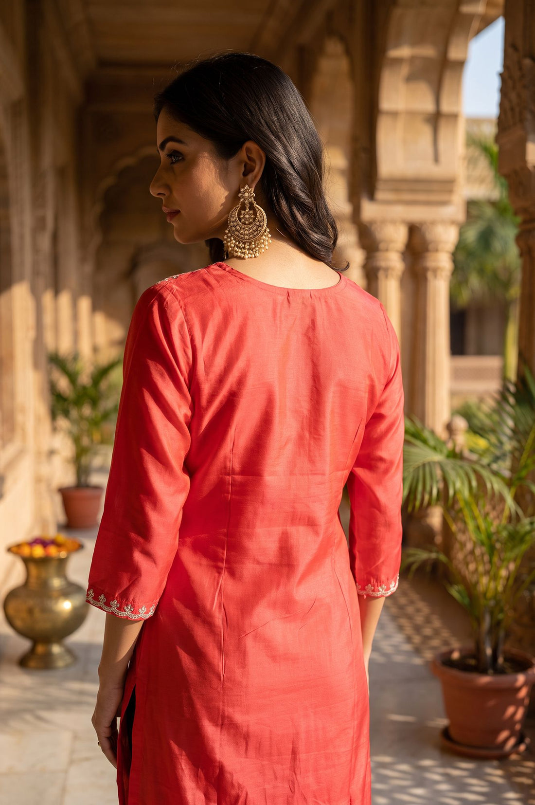 Coral Embroidered Straight Kurta