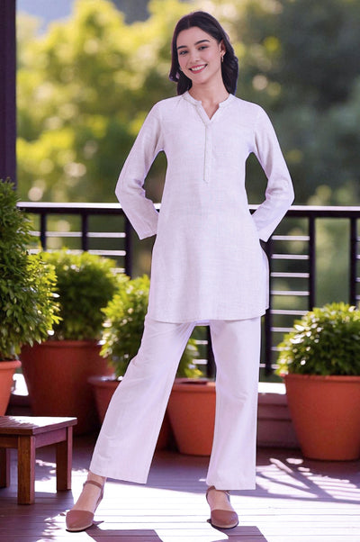 Off White Solid Straight Kurti