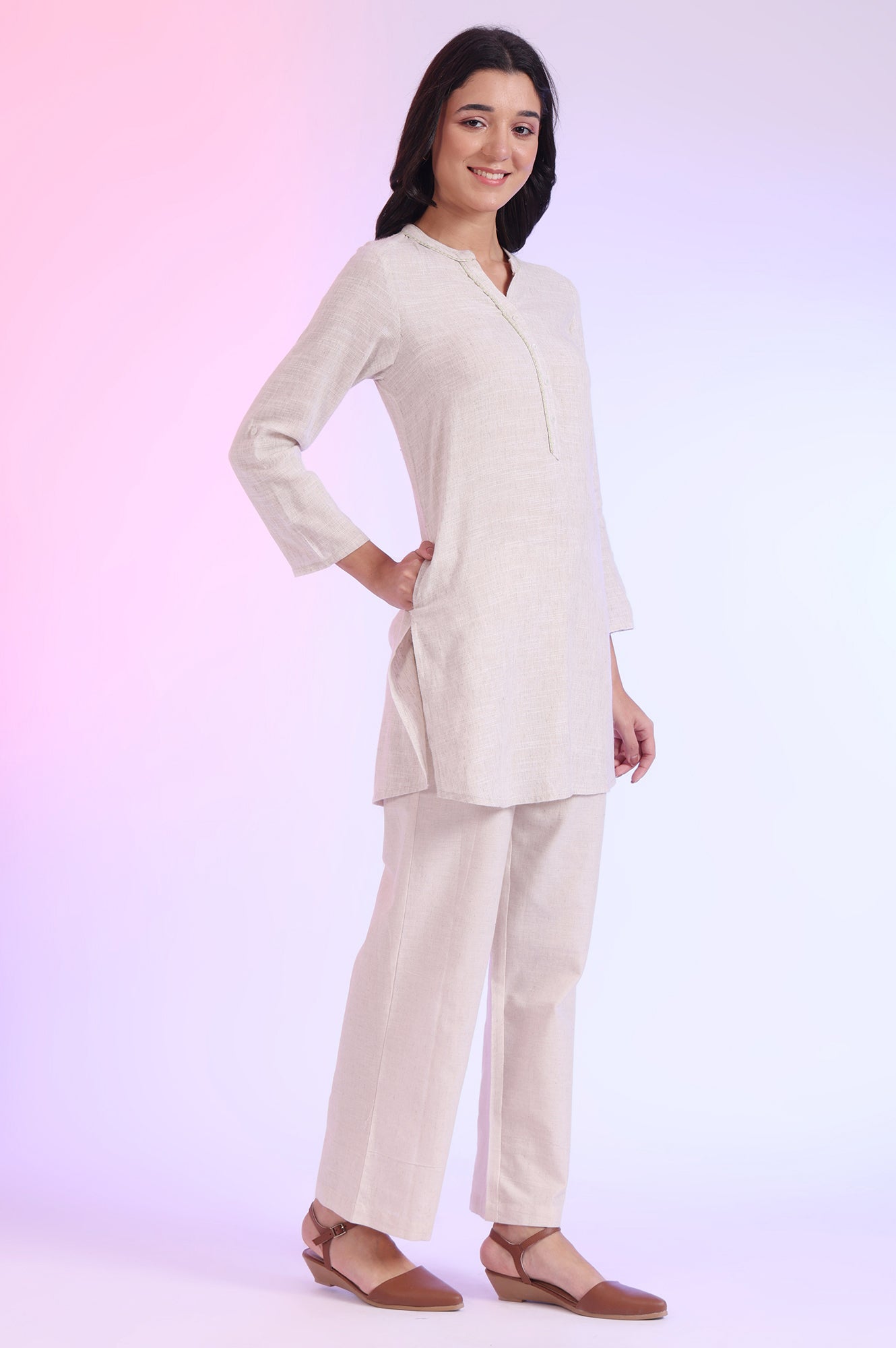 Off White Solid Straight Kurti