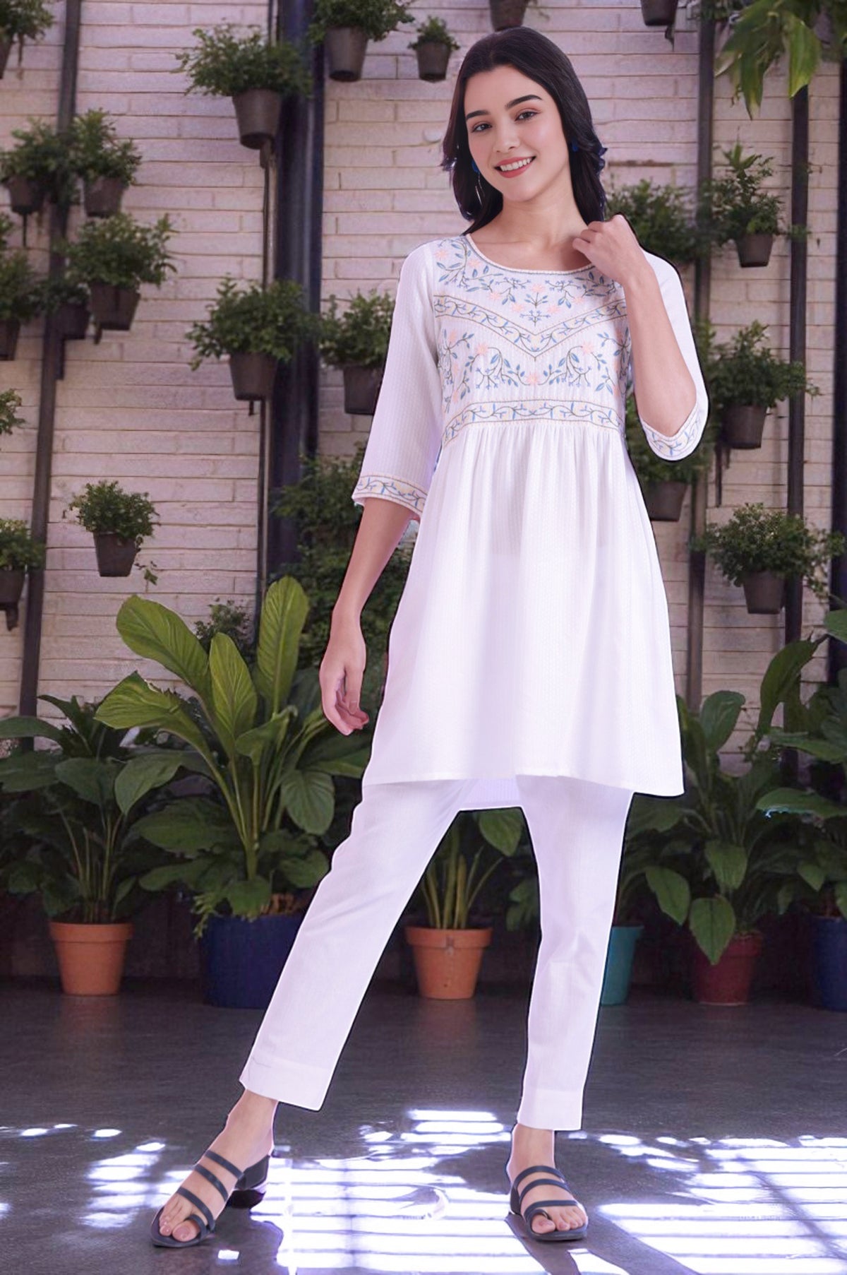 White Solid Straight Kurti - XS