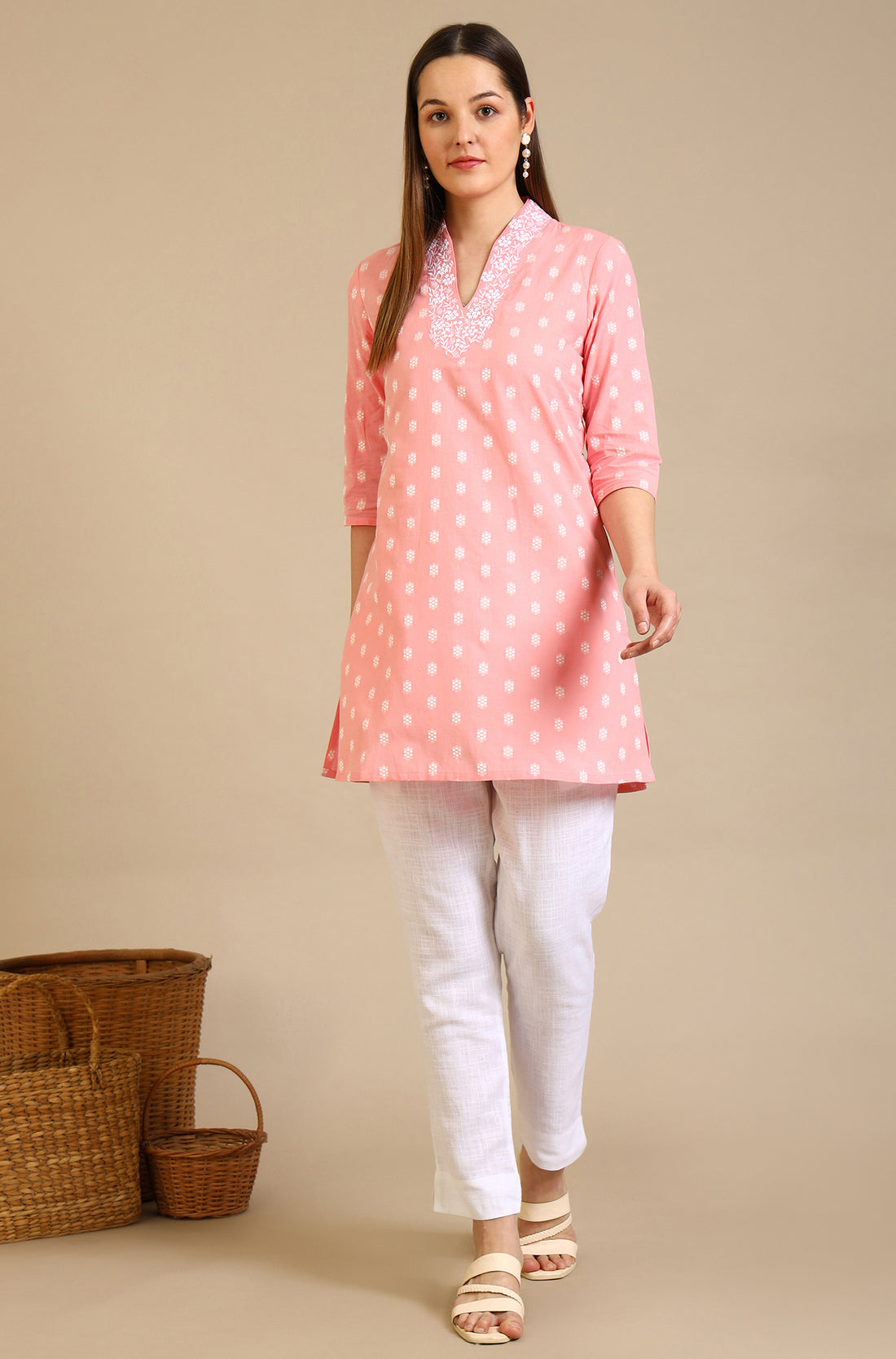 Pink Thread Embroidered Cotton Blend Straight Kurti