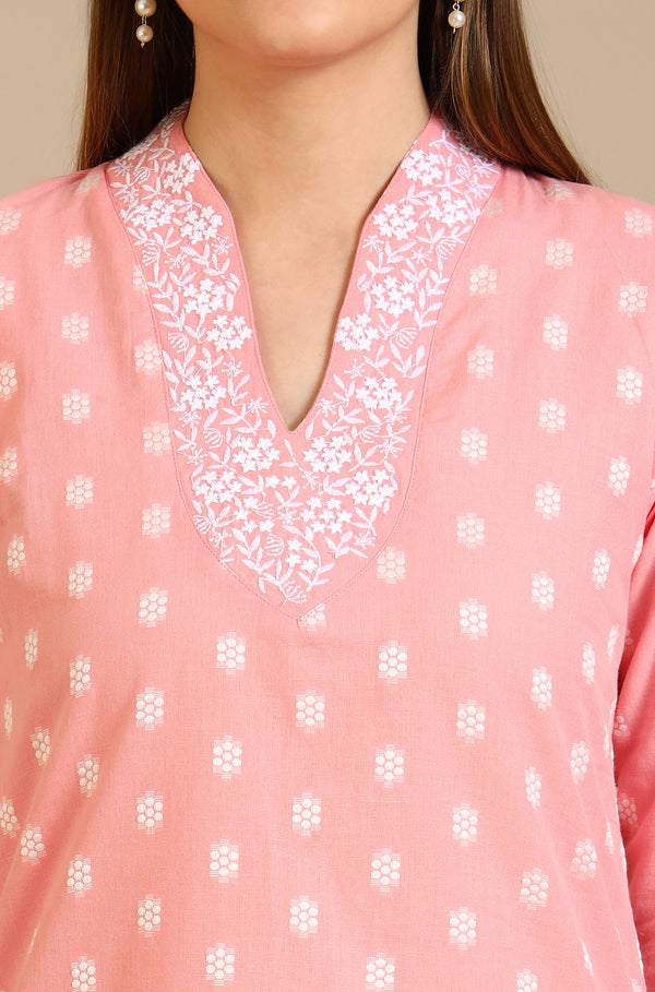 Pink Thread Embroidered Cotton Blend Straight Kurti