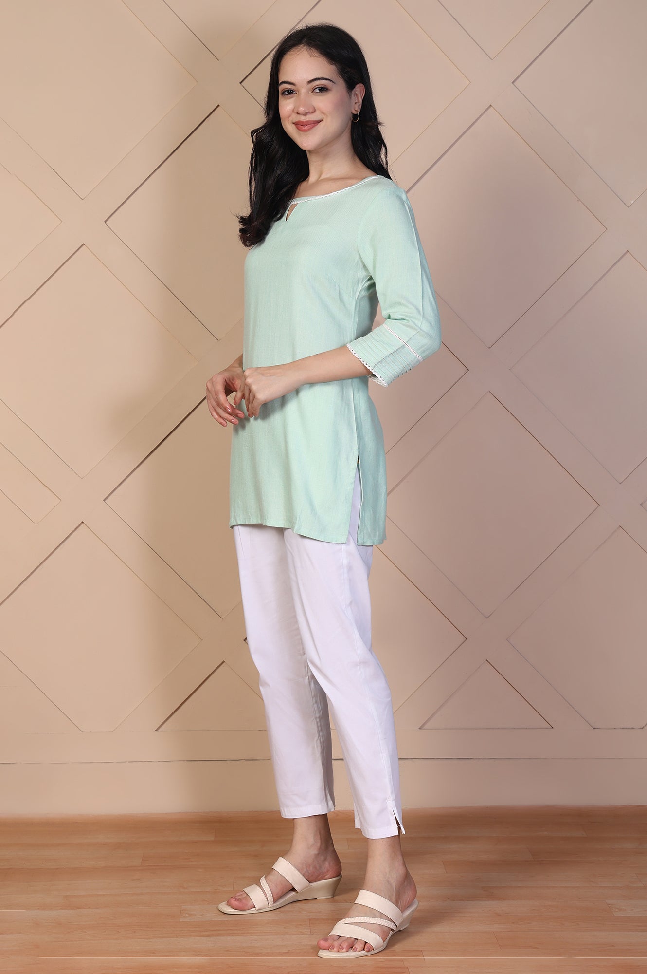 Green Textured Lace Trim Straight Twill Kurti