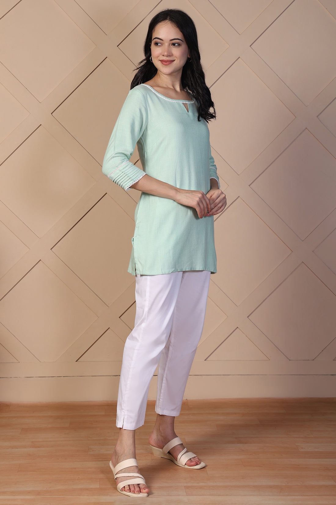 Green Textured Lace Trim Straight Twill Kurti