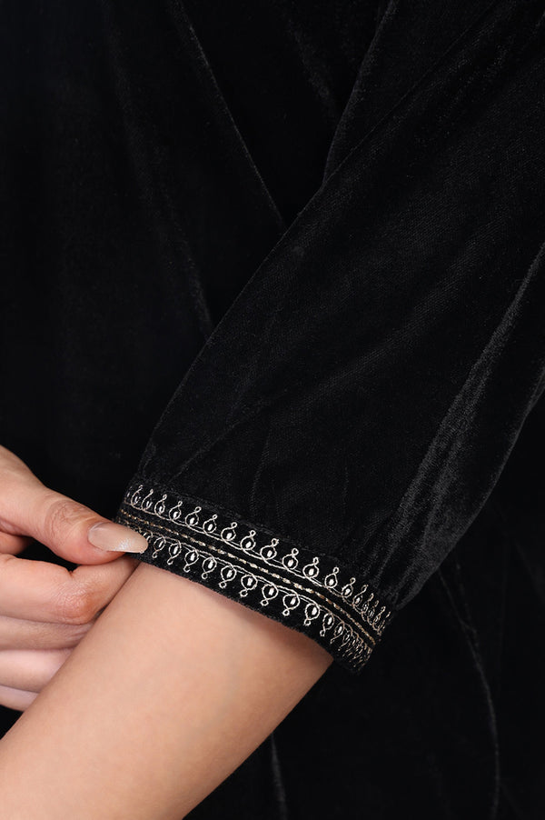 Black Embroidered Velvet Straight Top for Winter