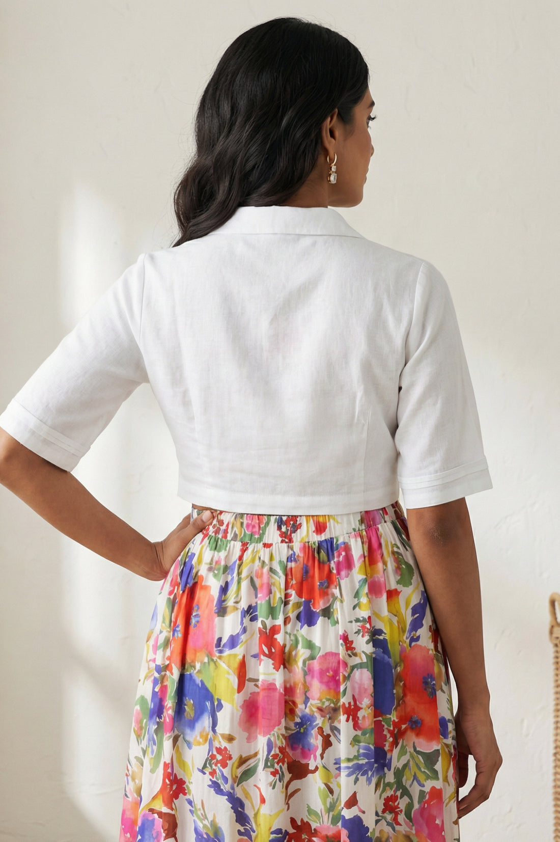 White Solid Rayon Straight Cropped Jacket