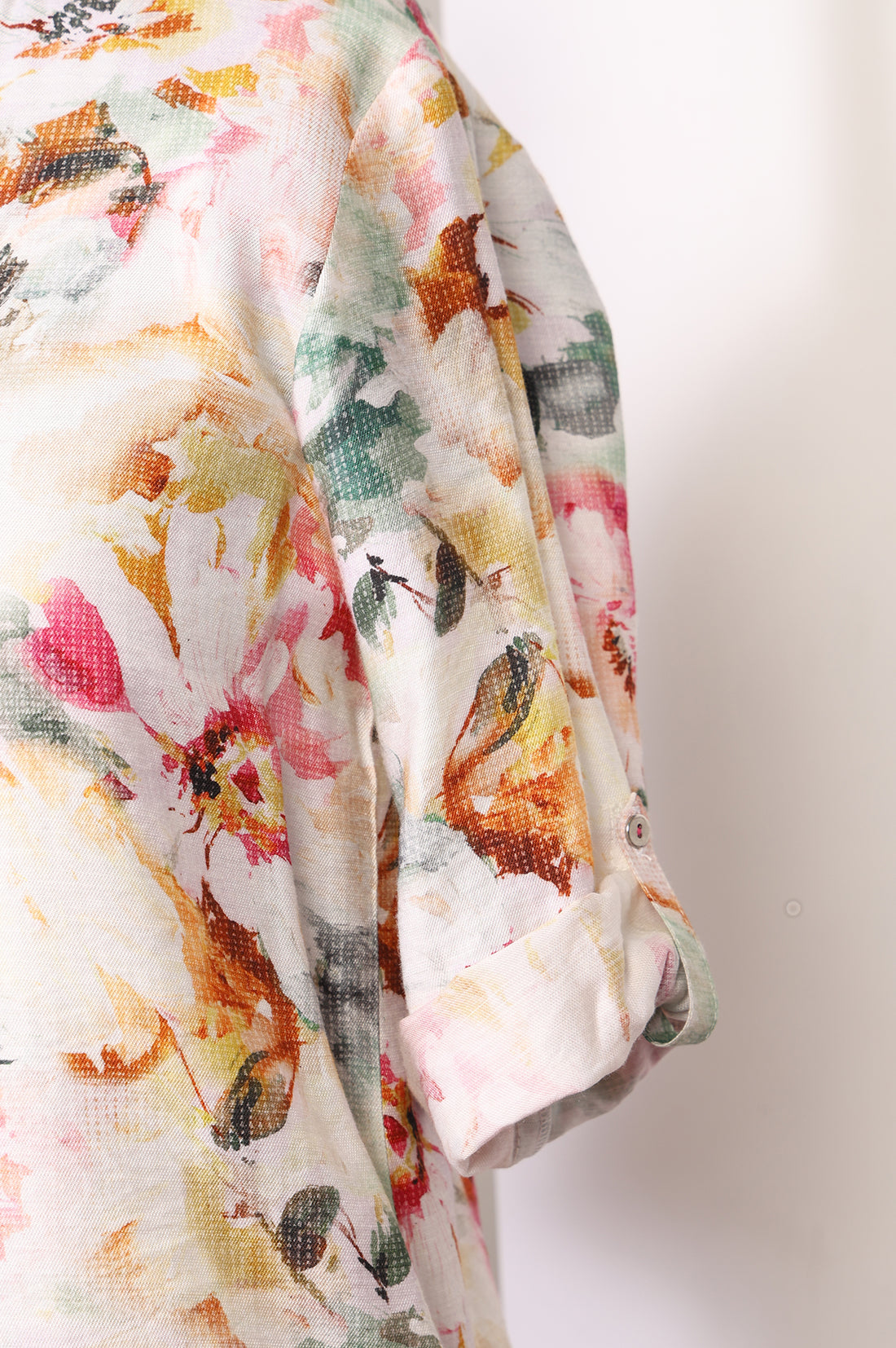 Multicolor Floral Printed Buttons Straight Kurti