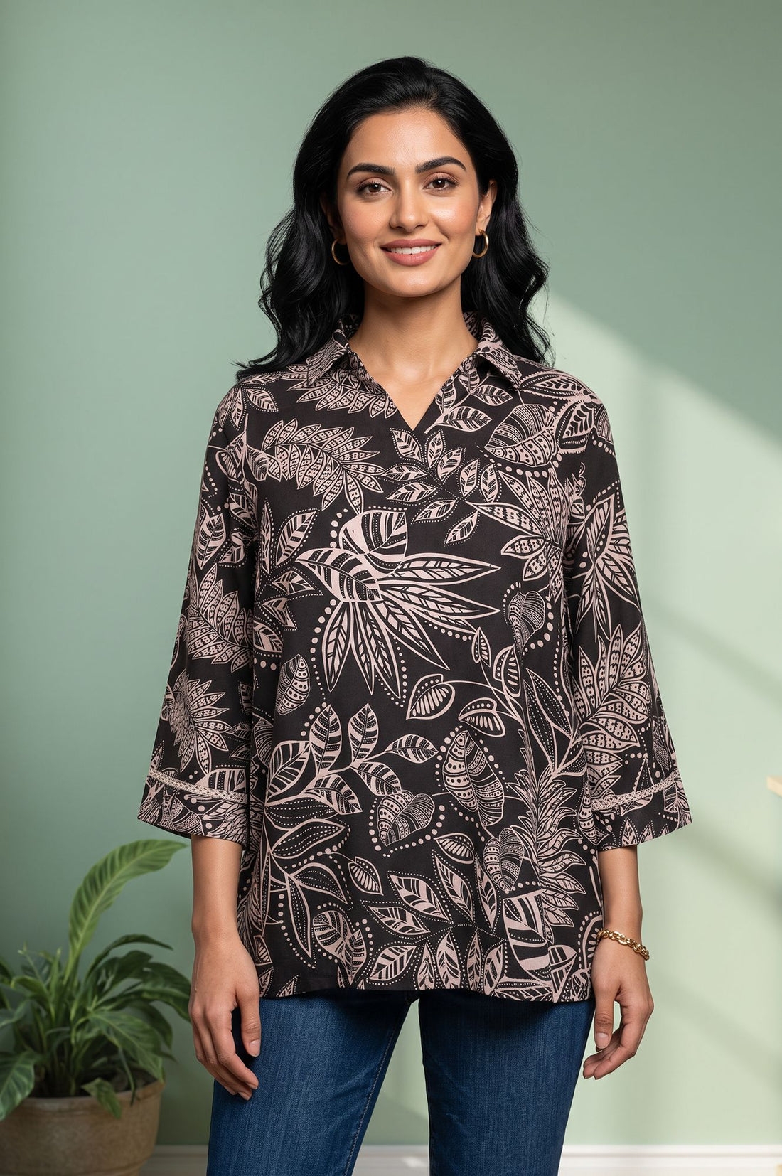 Black Floral Printed Rayon Straight Kurti