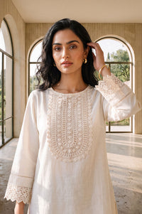 Off White Solid Yarn Dyed Cotton Linen Straight Kurti with Lace