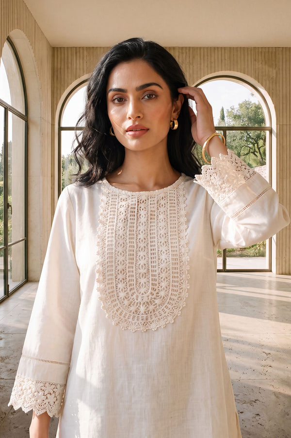Off White Solid Yarn Dyed Cotton Linen Straight Kurti with Lace