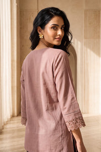 Mauve Solid Yarn Dyed Cotton Linen Straight Kurti with Lace
