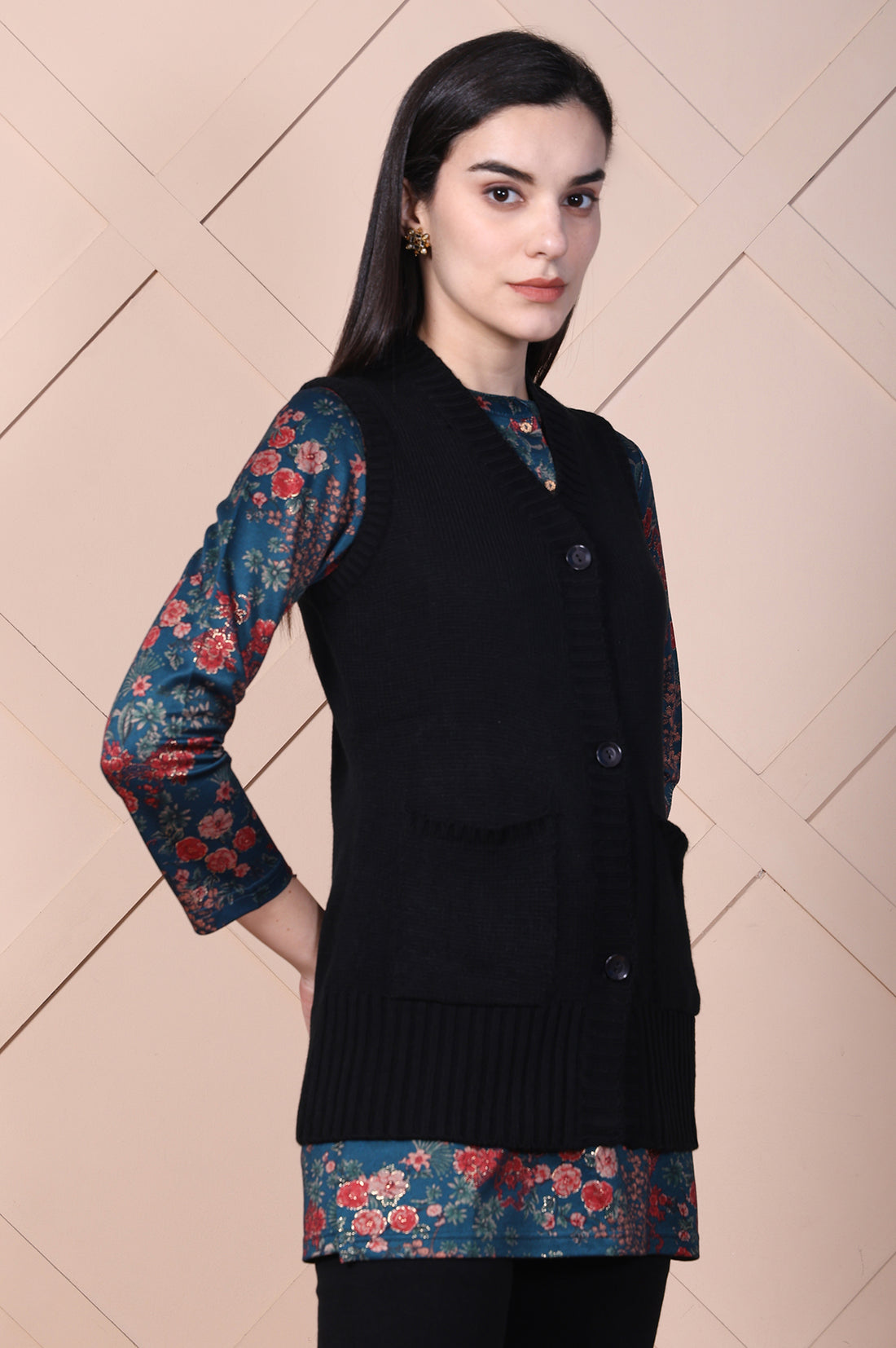 Black Solid Acrylic Straight Cardigan