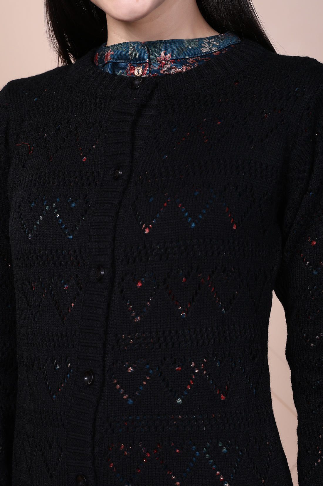 Black Geometric Printed Acrylic Straight Cardigan