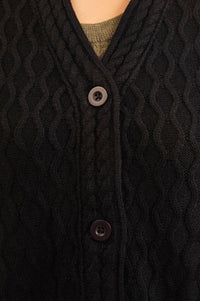 Black Cable Knit Sleeveless Acrylic Straight Winter Sweater