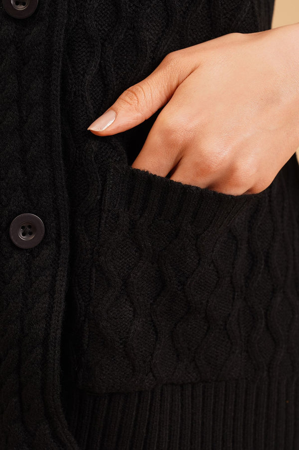 Black Cable Knit Sleeveless Acrylic Straight Winter Sweater