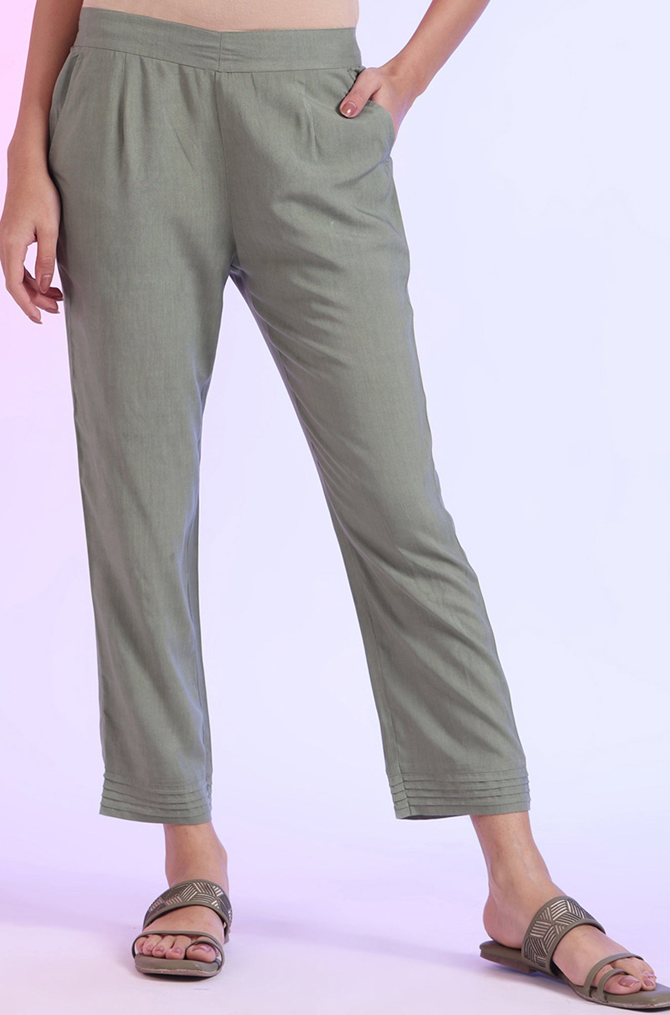 Green Solid Straight Rayon Trousers