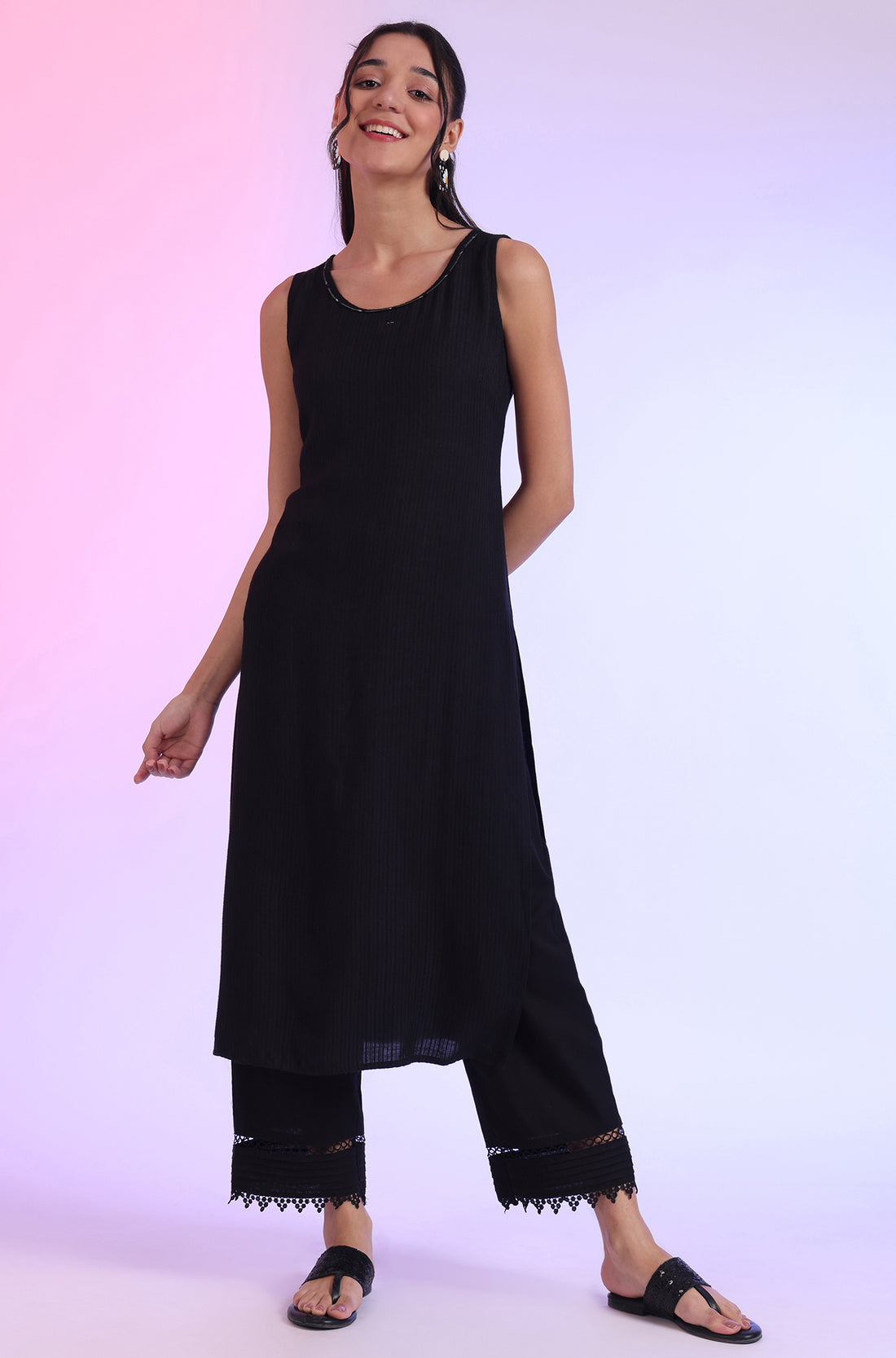 Black Solid Cotton Flaxe Ankle Length Palazzos with Lace