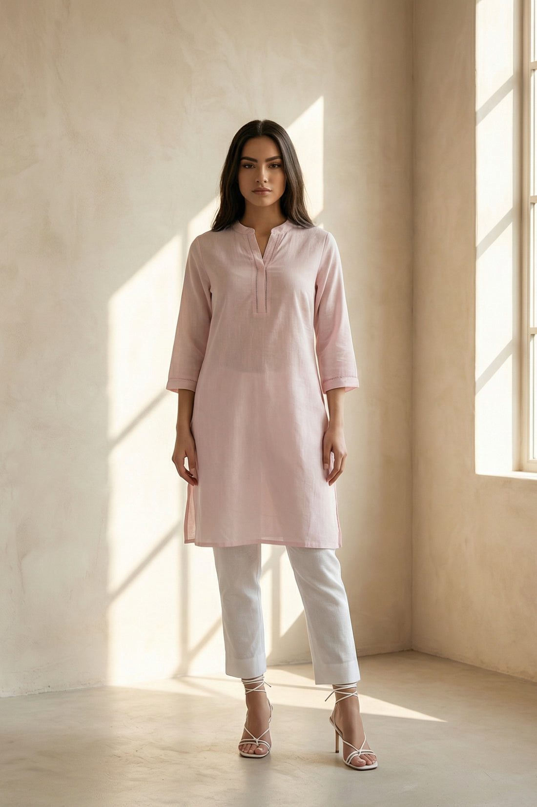 White Solid Pure Cotton Slim Fit Ankle Length Mid Rise Pants