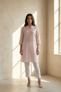 White Solid Pure Cotton Slim Fit Ankle Length Mid Rise Pants