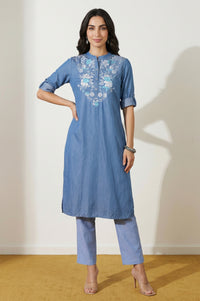 Blue Solid Pure Cotton Slim Fit Ankle Length Trousers