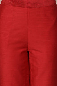 Red Solid Mid Rise Ankle Length Straight Fit Trouser