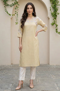 Cream Yarn Dyed Solid Straight Fit Ankle Length Trousers