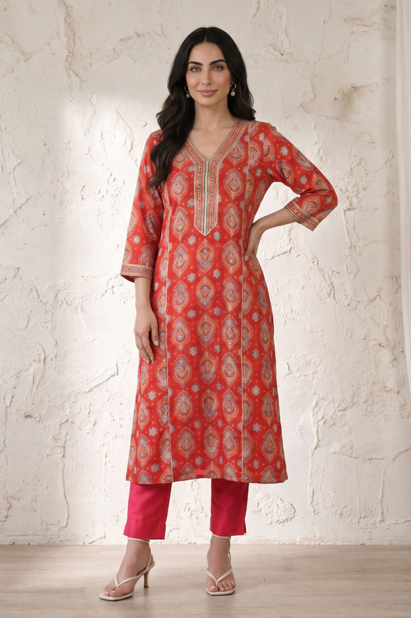 Pink Solid Straight Fit Ankle Length Mid Rise Trousers