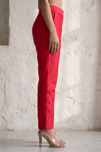 Pink Solid Straight Fit Ankle Length Mid Rise Trousers