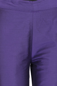 Purple Solid Straight Fit Ankle Length Mid Rise Trousers