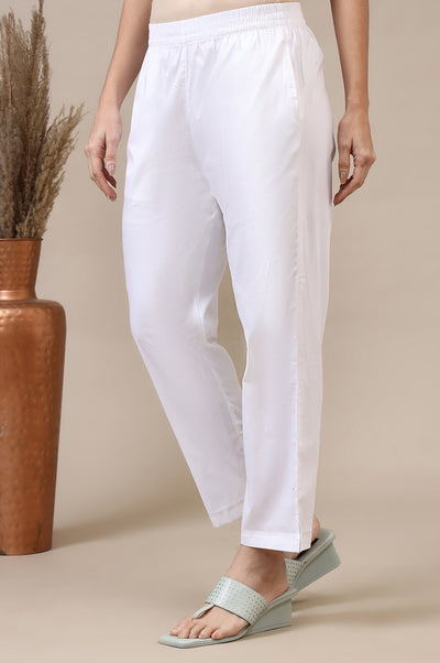 White Solid Cotton Blend Trouser Pants in Mid-Rise