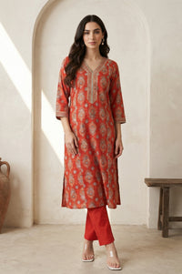 Red Solid Cotton Blend Slim Fit Ankle Length Trousers