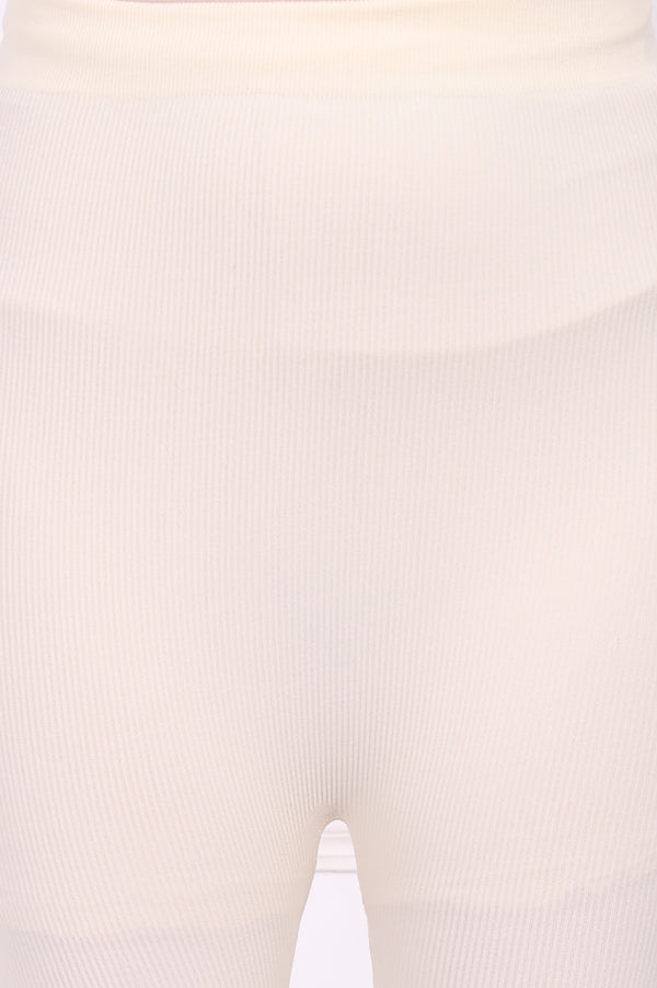 Off White Winter Solid Textured Skinny Fit Ankle Length Tights