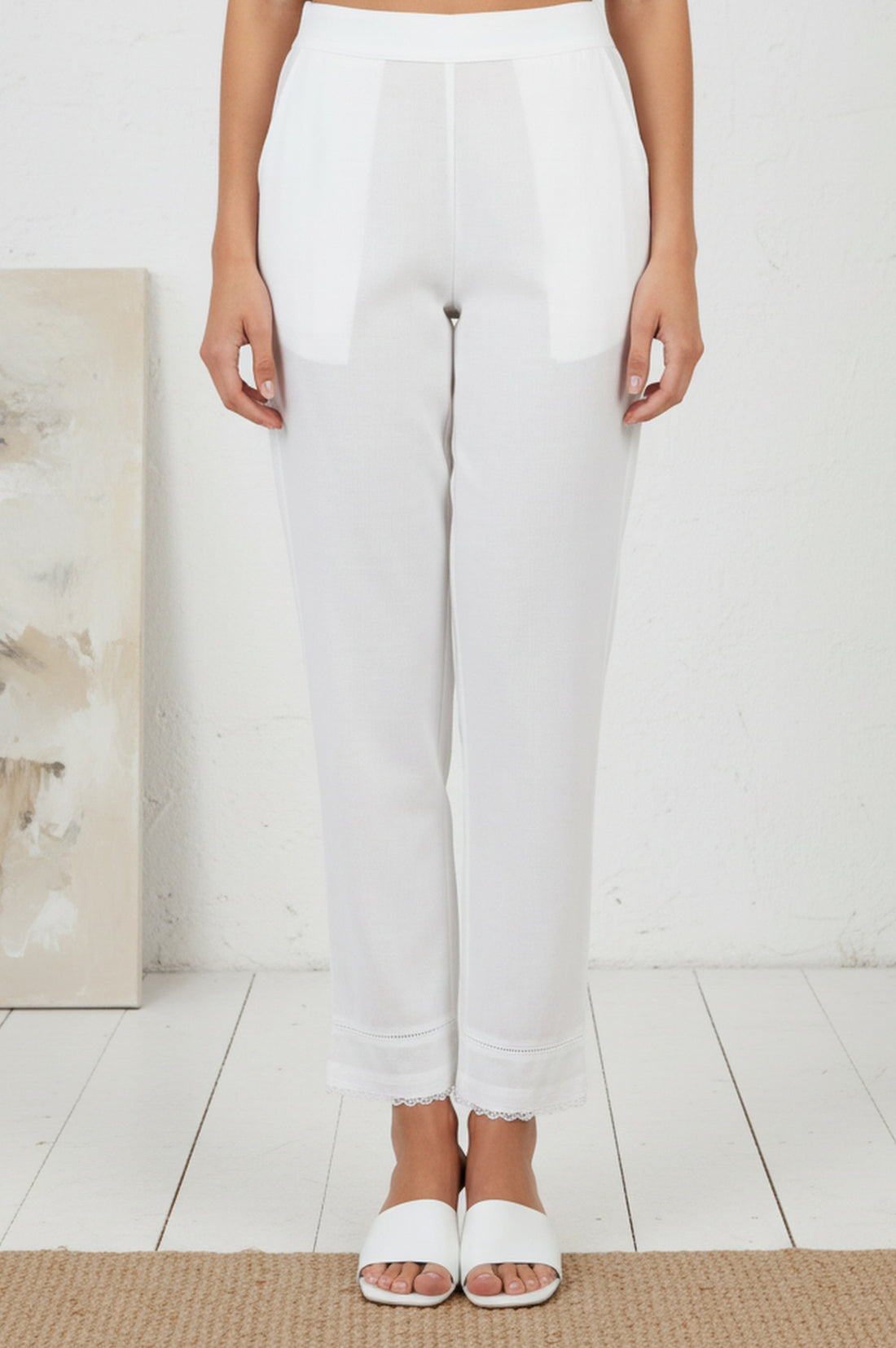 White Solid Pure Cotton Ankle Length Trousers