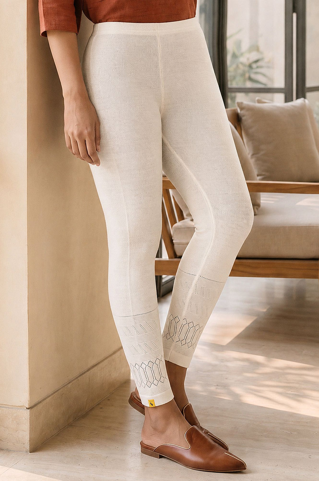 Off White Textured Acrylic Skinny Fit Ankle Length WinterTights