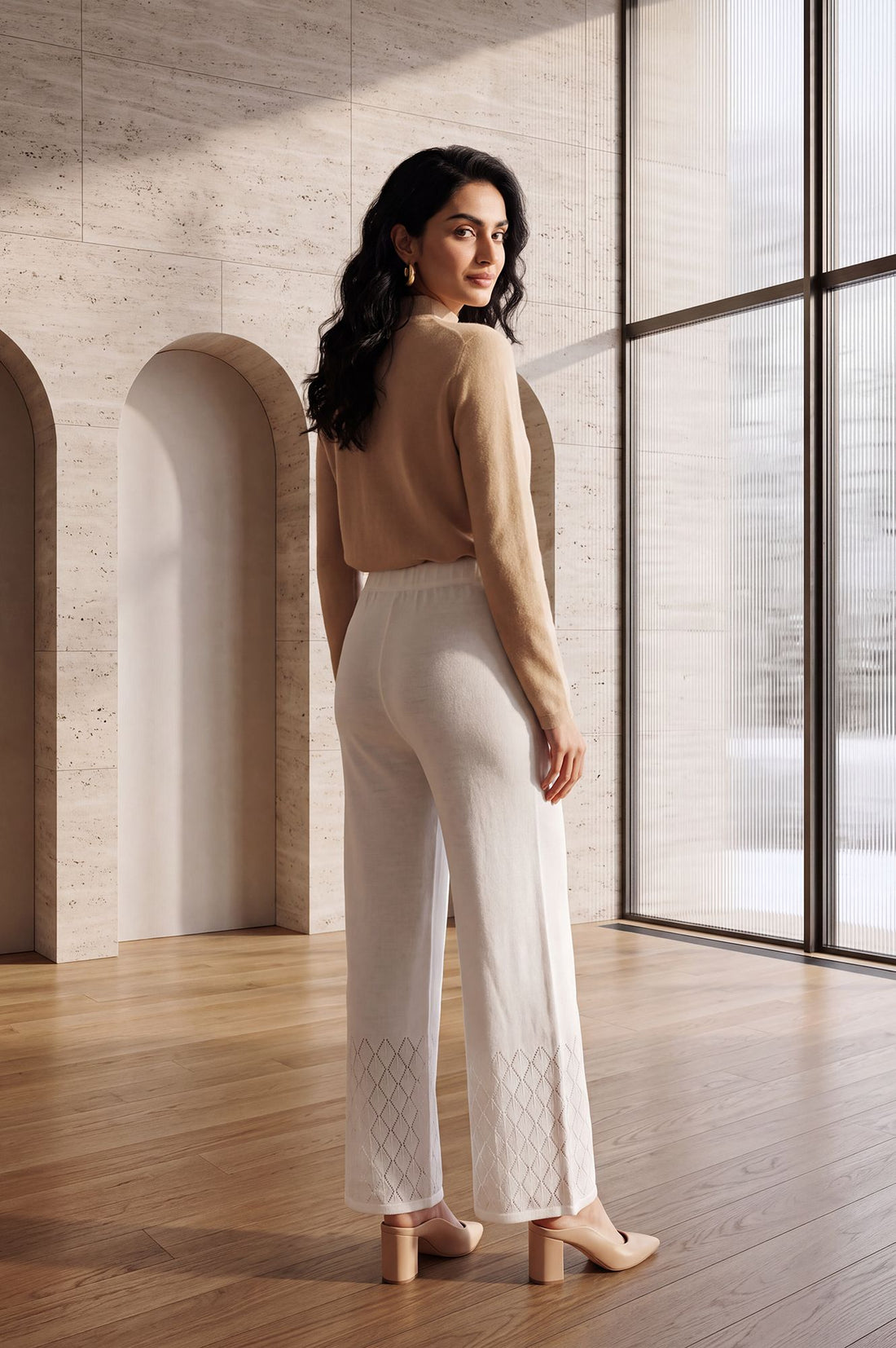 Off White Solid Self Design Charme Acrylic Mid Rise Wide Leg Ankle Length Palazzo