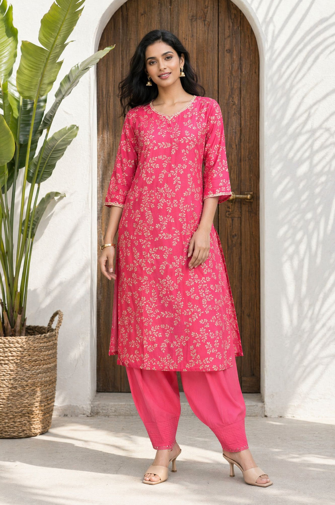 Pink Solid Rayon Relaxed Fit Ankle Length Salwar