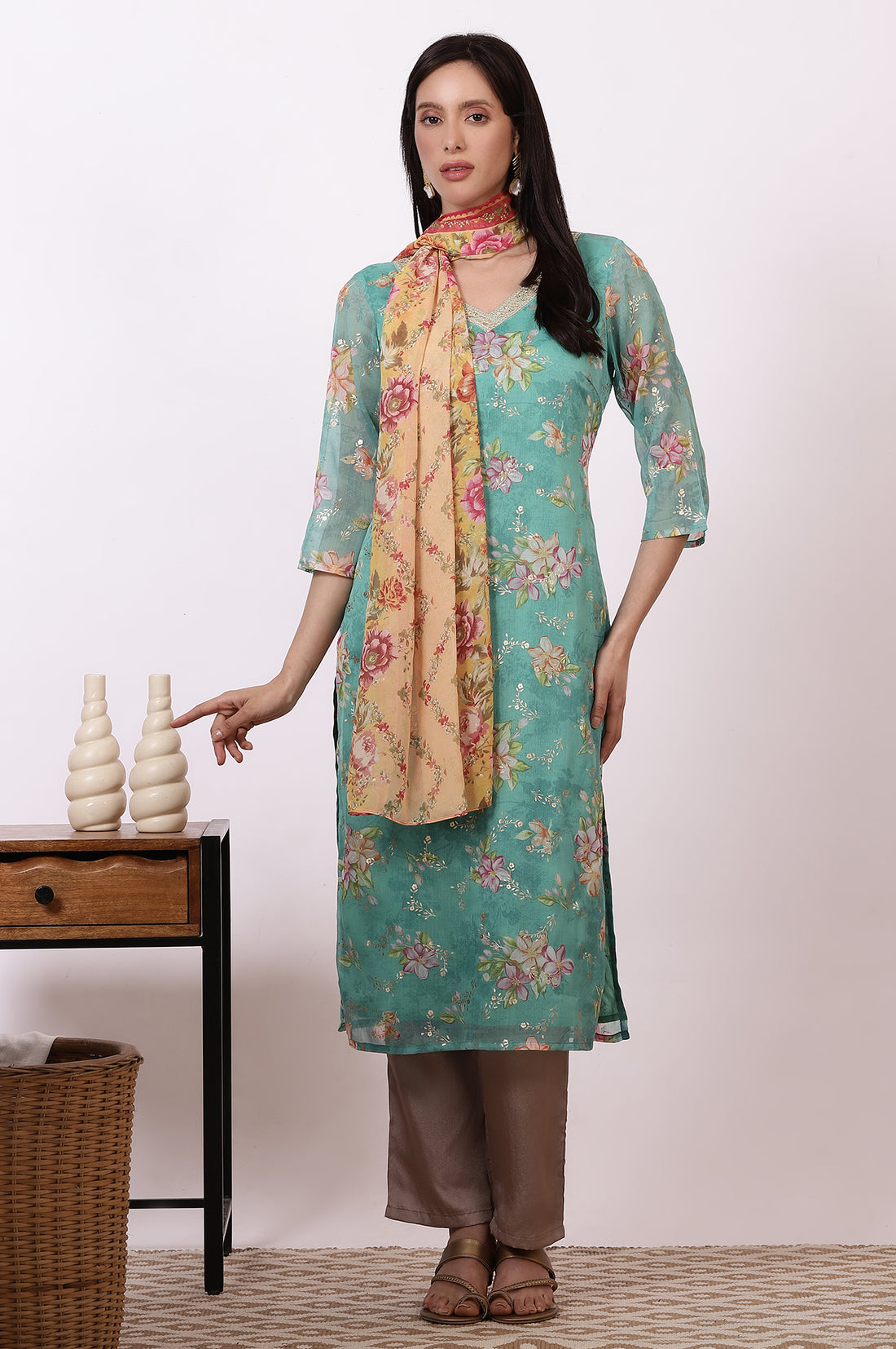 Multicoloured Bold Floral Printed Georgette Dupatta