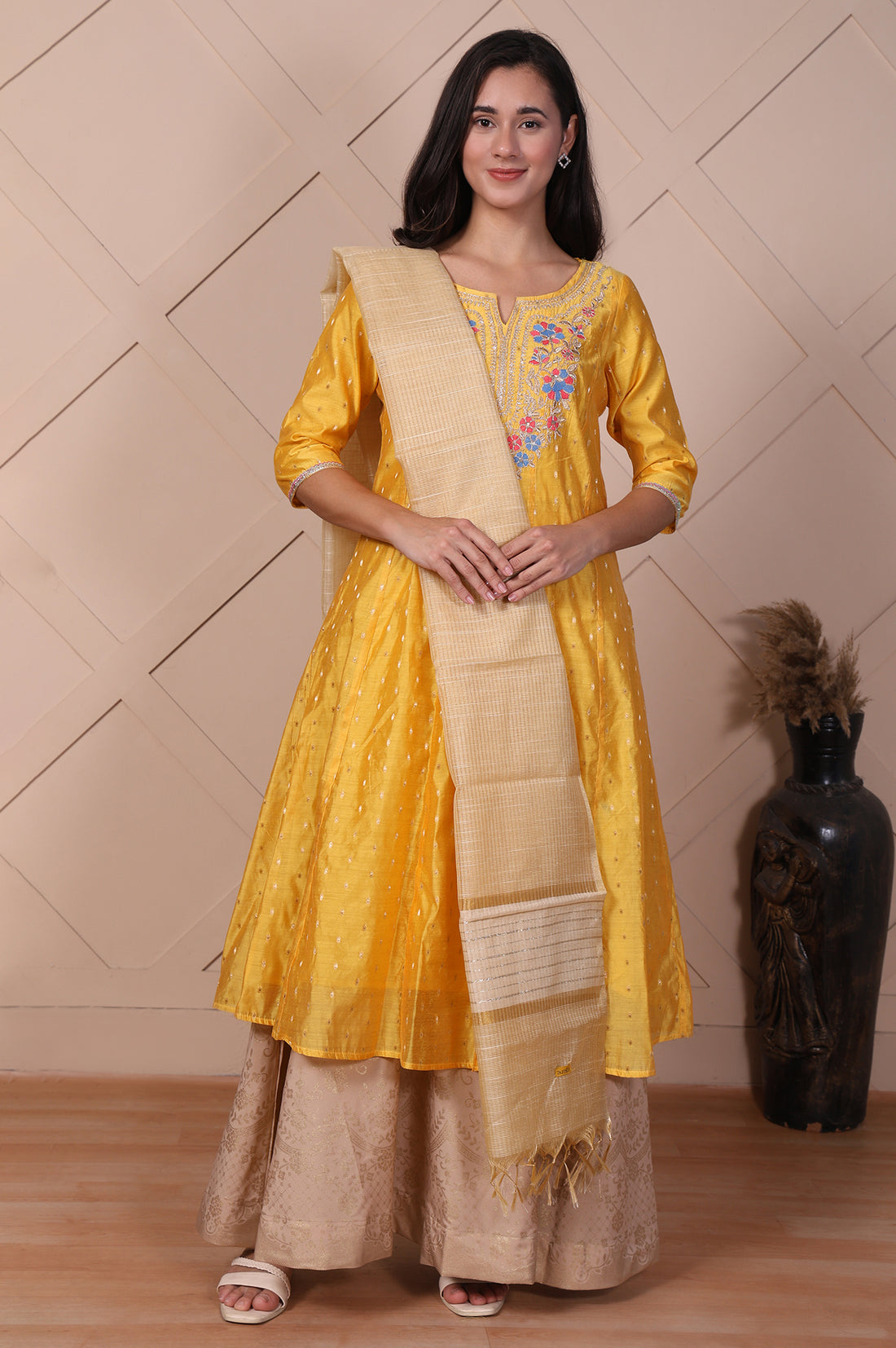 Beige Textured Cotton Blend Dupatta