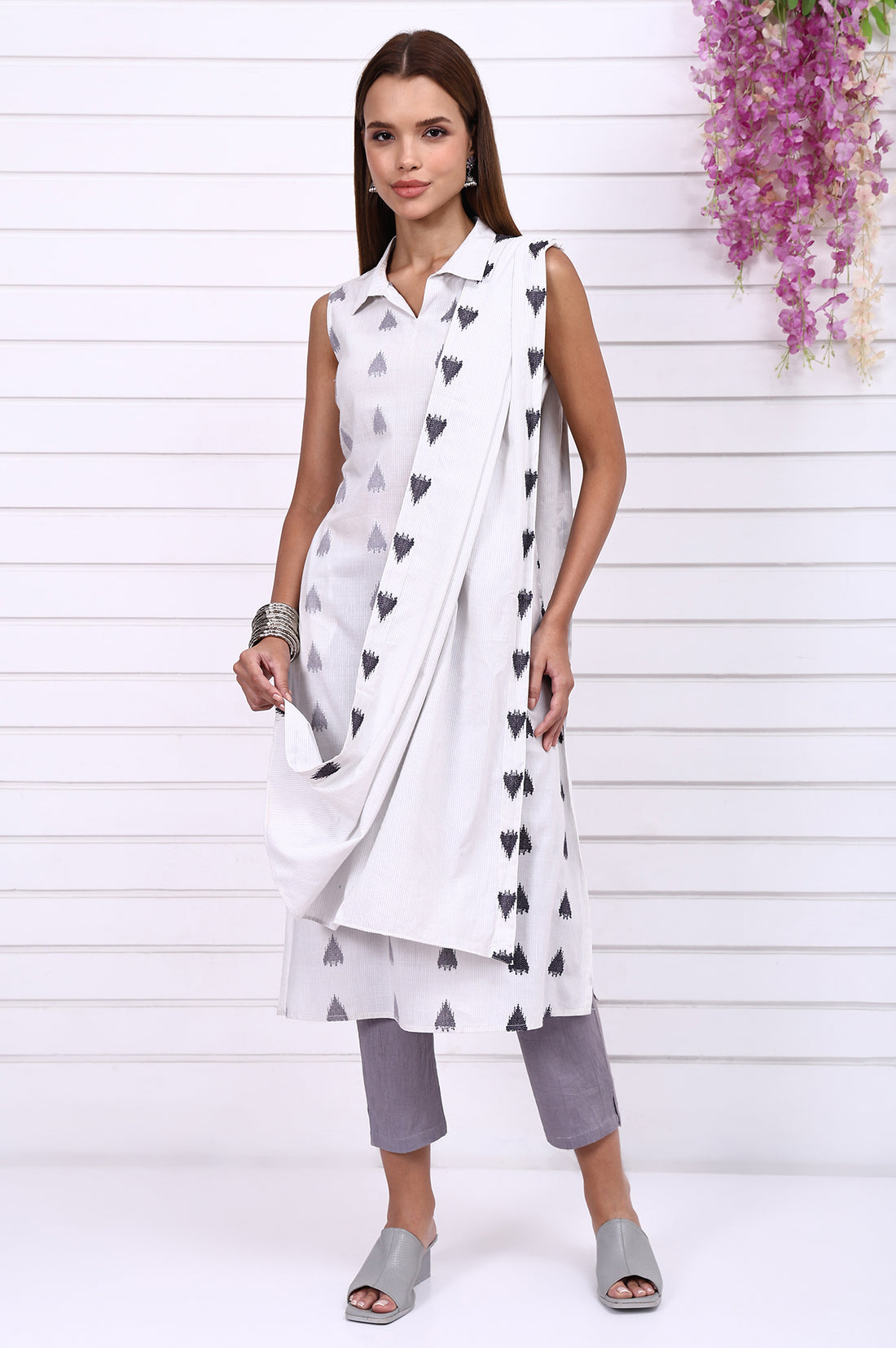 Grey Striped Printed Cotton Stole