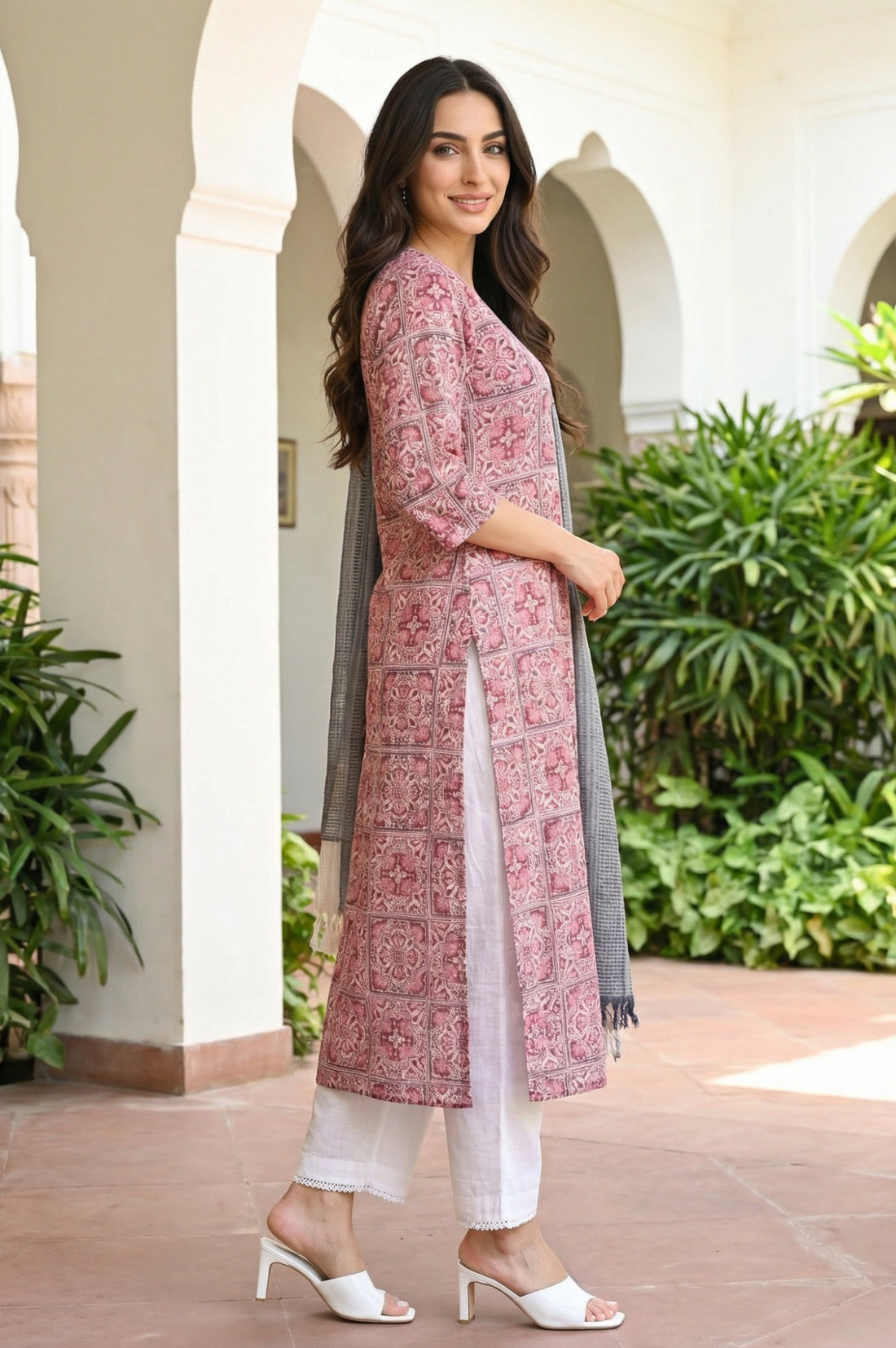 Grey Yarn Dyed Tassels Striped Cotton Blend Dupatta