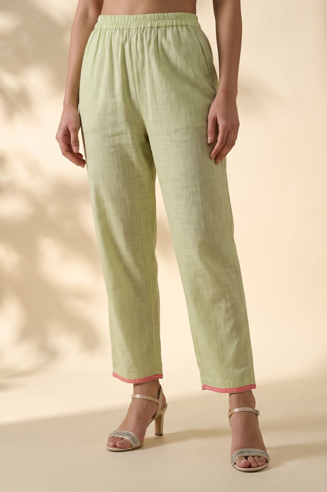 Green Solid Pure Cotton Straight Fit Ankle Length Trousers