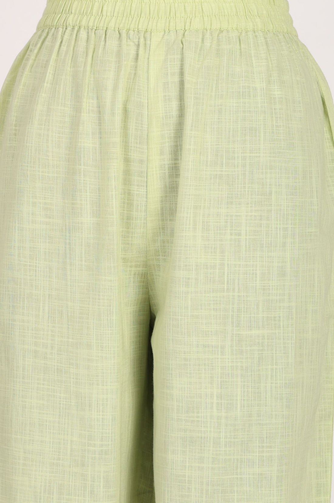 Green Solid Pure Cotton Straight Fit Ankle Length Trousers
